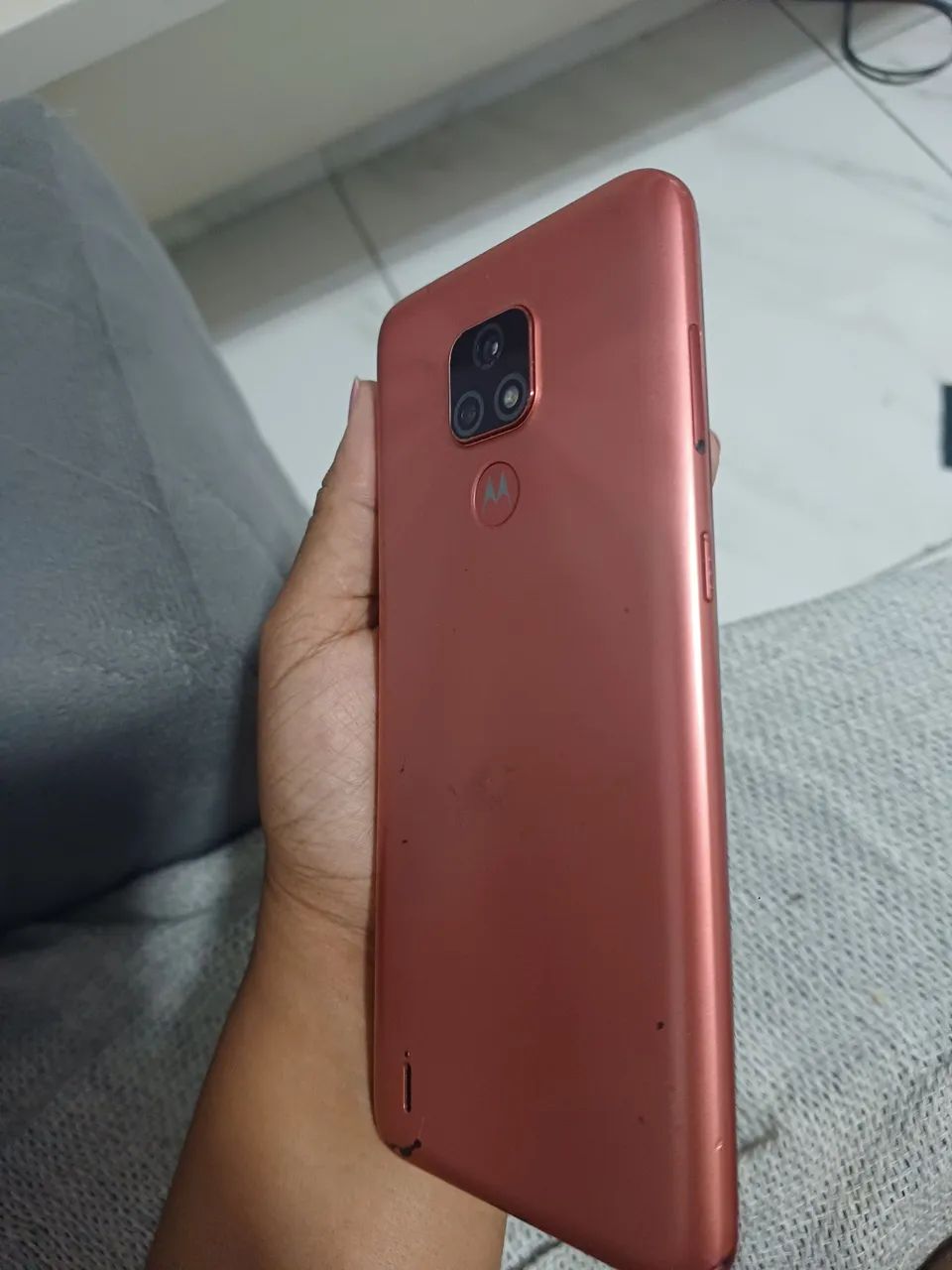 Celular moto e7 para arrumar tela