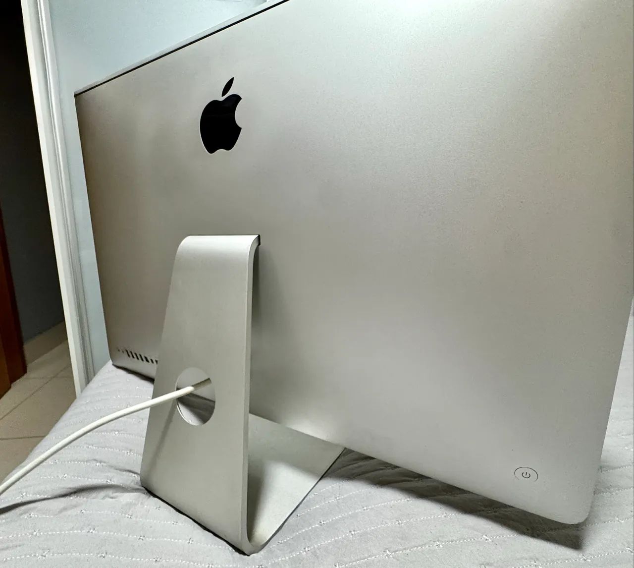 iMac 27インチ 2010、8GB メモリ、480SSD 約14年落ちの「iMac 27インチ Mid 2010」の使用感、SSD換装でGemini
