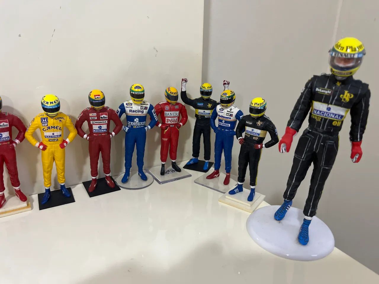 Ayrton Senna Fórmula 1 Mini Estátuas  - Foto 3