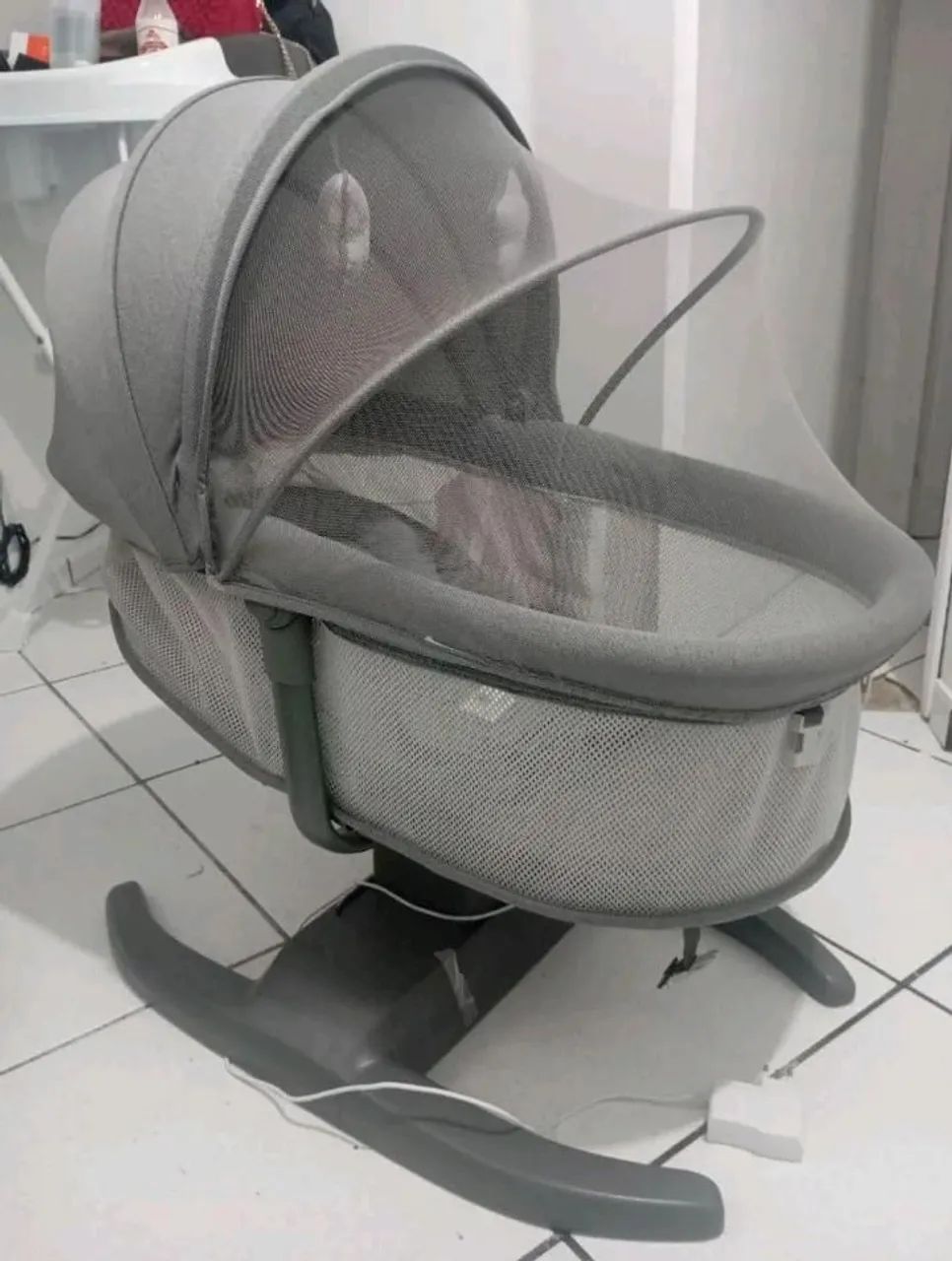 Cadeira bebê automática Moisés- Mastela