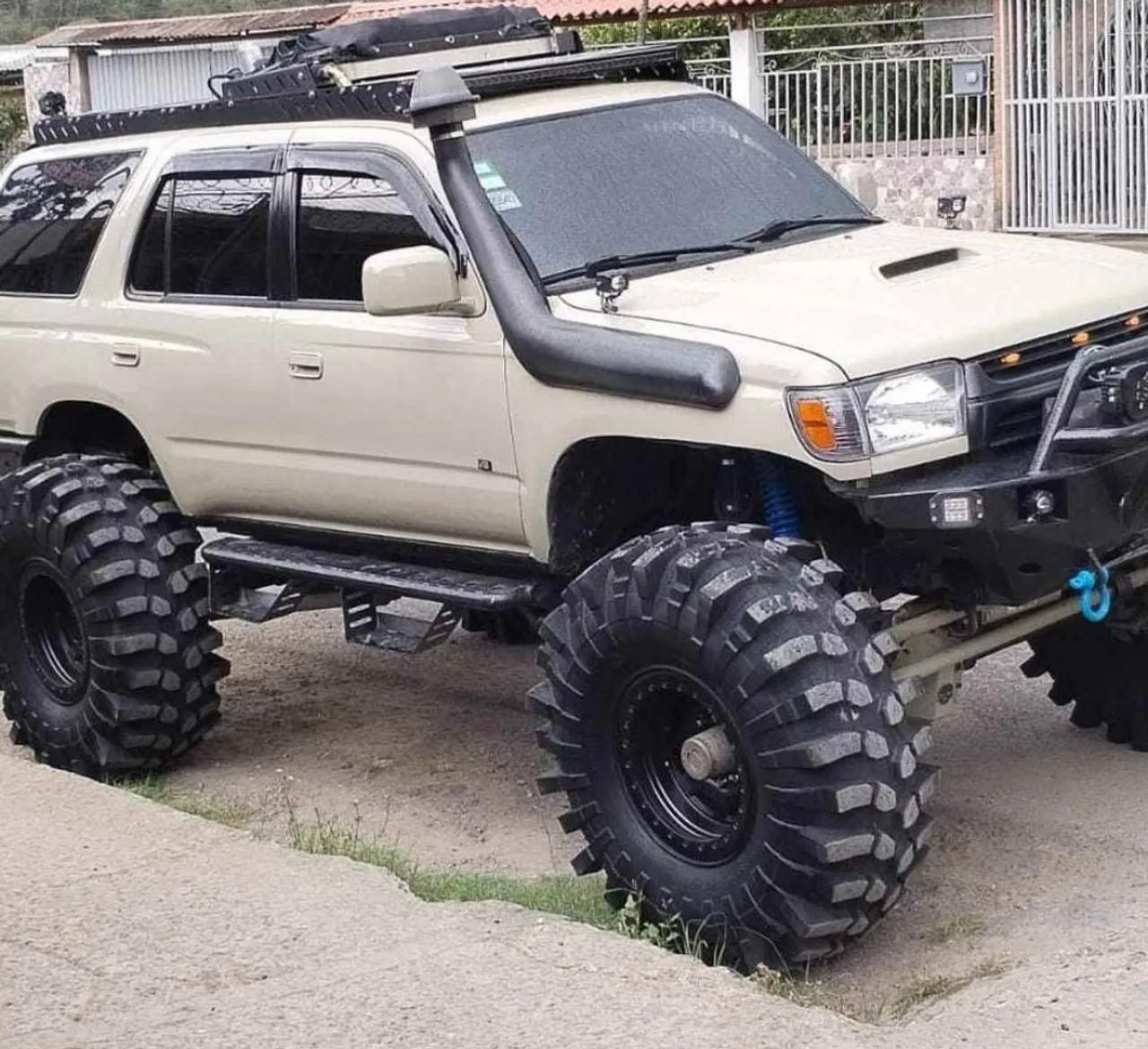 Pneu Geronee Mud Gripper - Foto 5