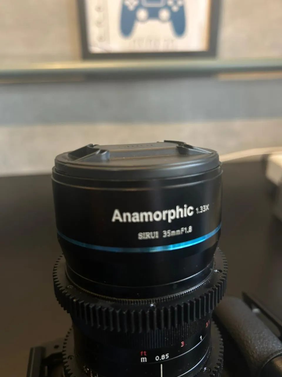 LUMIX GH6 + LENTE ANAMORFICA 33MM + CAGE FULL TILTA + DUMMY BATTERY + MIC RODE - Foto 3