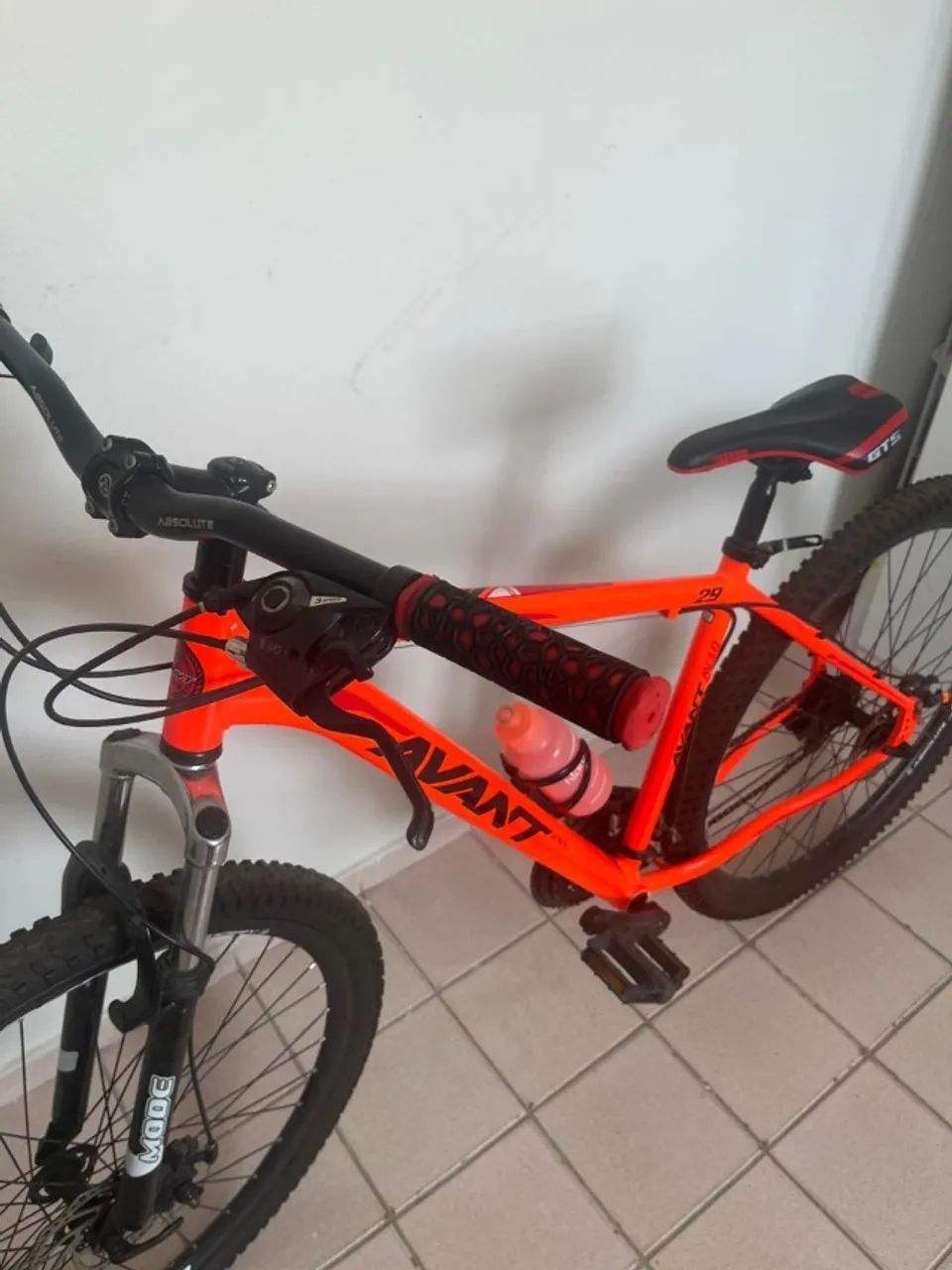 Bicicleta Aro 29-  semi nova  - Foto 3