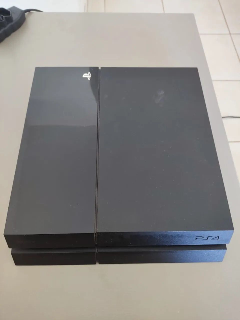 Playstation 4 500 gb com 2 controles - Foto 2