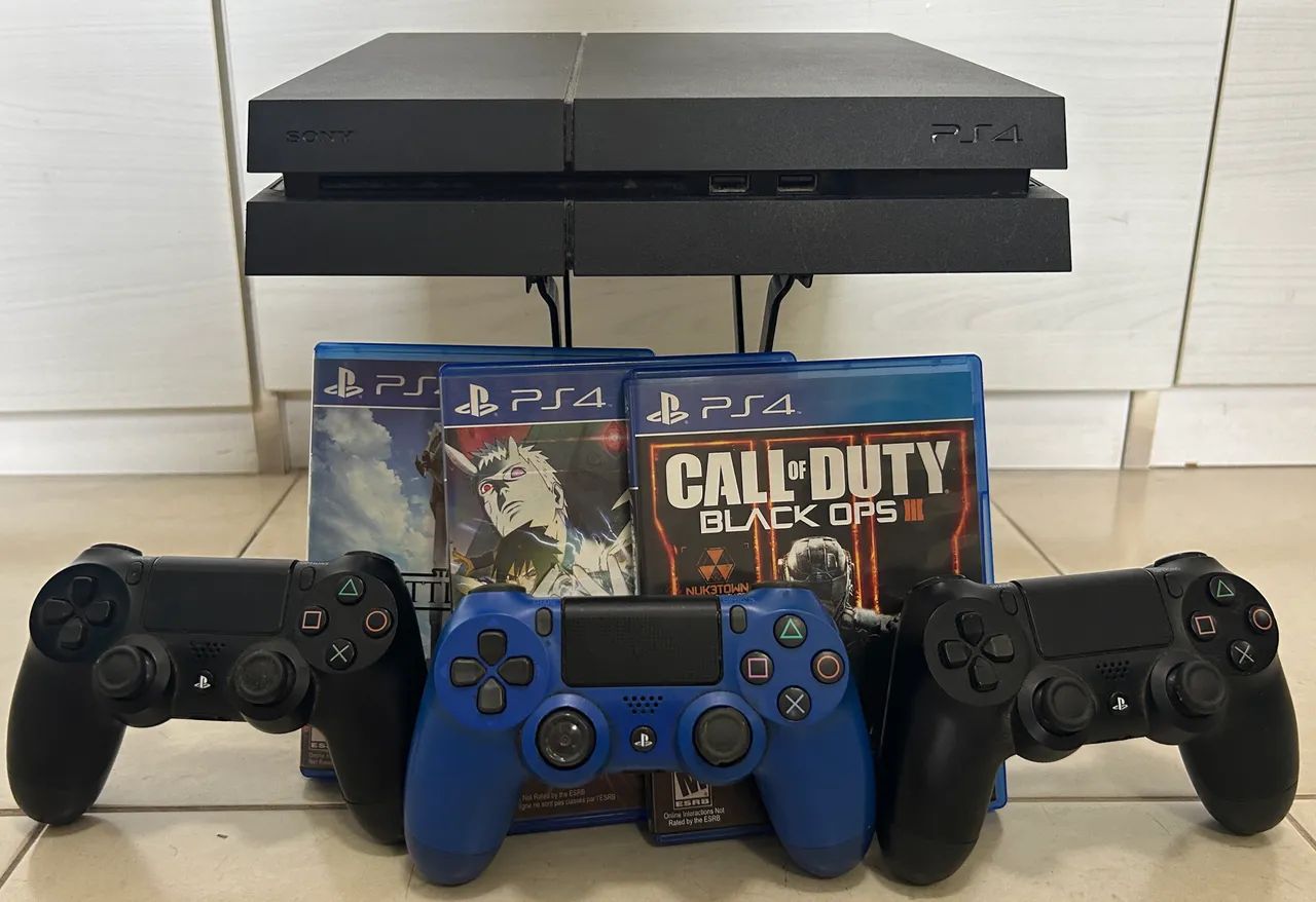 PS4 + 3 JOGOS + 3 CONTROLES