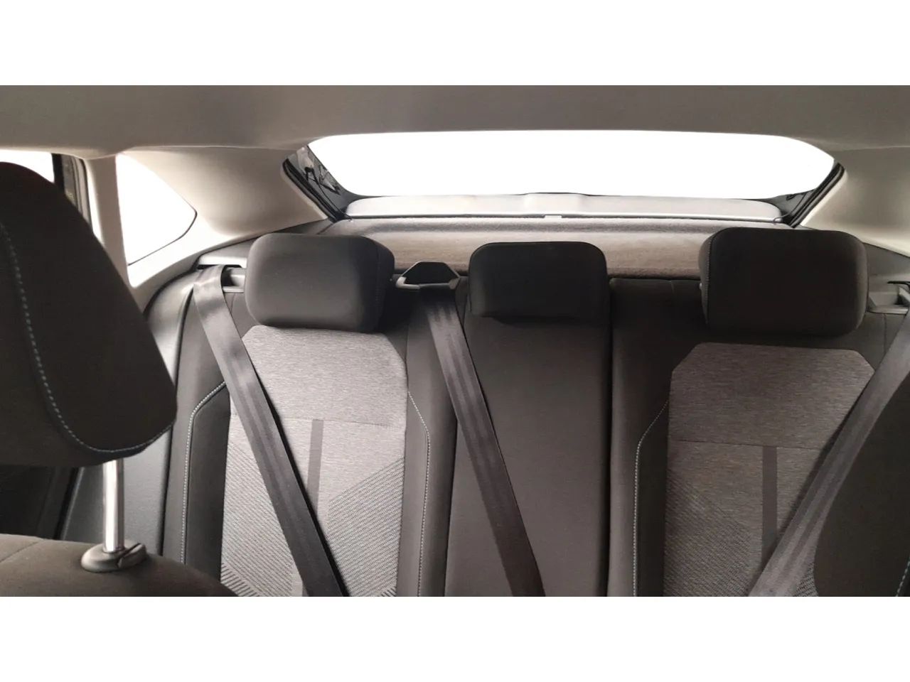 Volkswagen Nivus Comfortline 1.0 200 TSI Flex Aut., foto 10 de 16