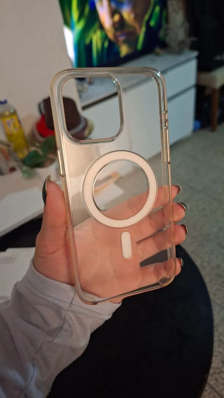 Capa transparente com magsafe iphone 15 pro max - Foto 3