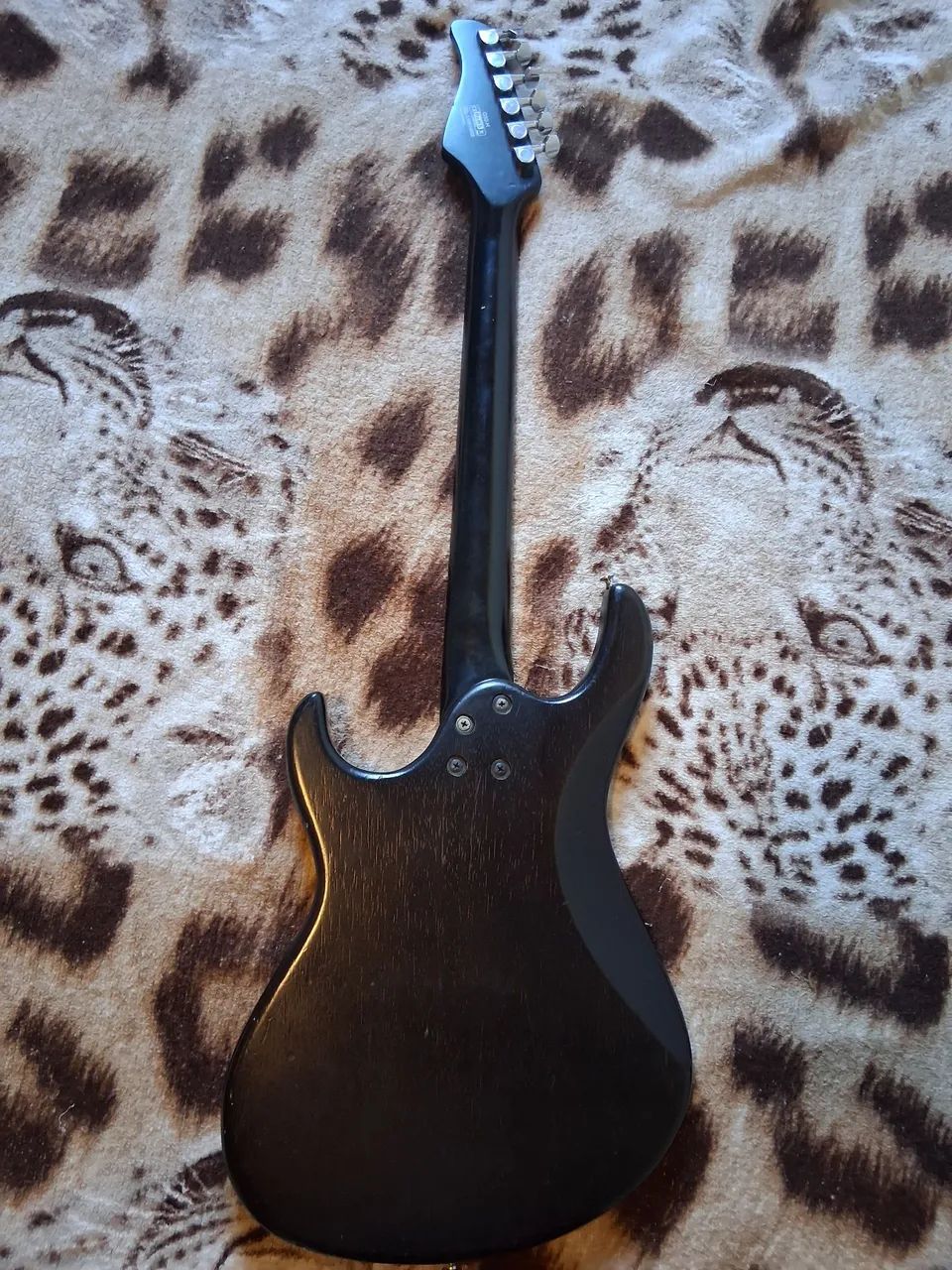 GUITARRA Cort  - Foto 3