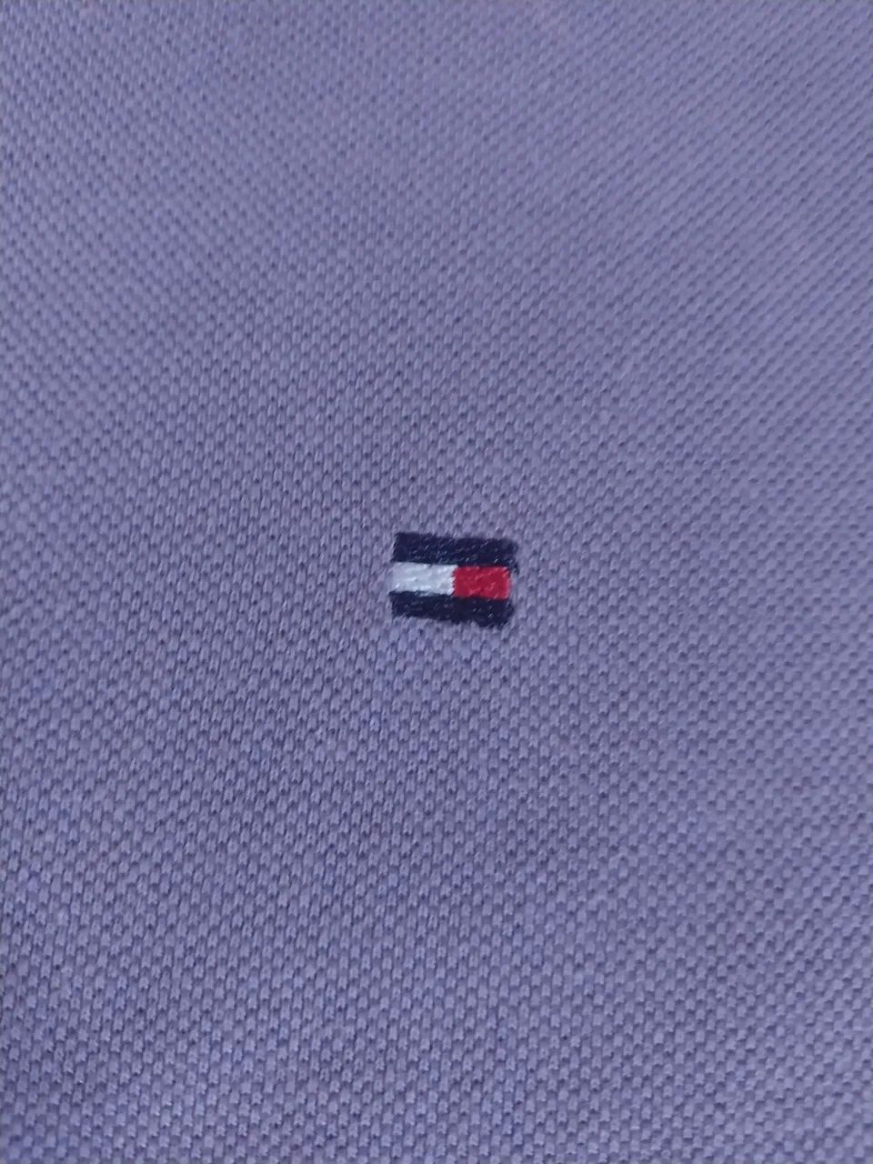 Polo Tommy Hilfiger tamanho M - Foto 2