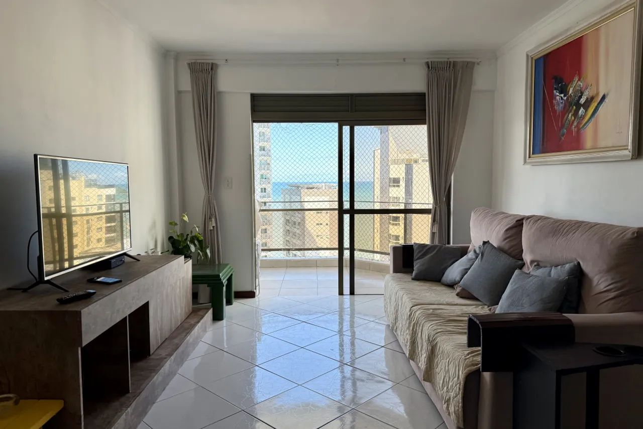 Apartamento QUADRA MAR em Balneário Camboriú - Foto 11