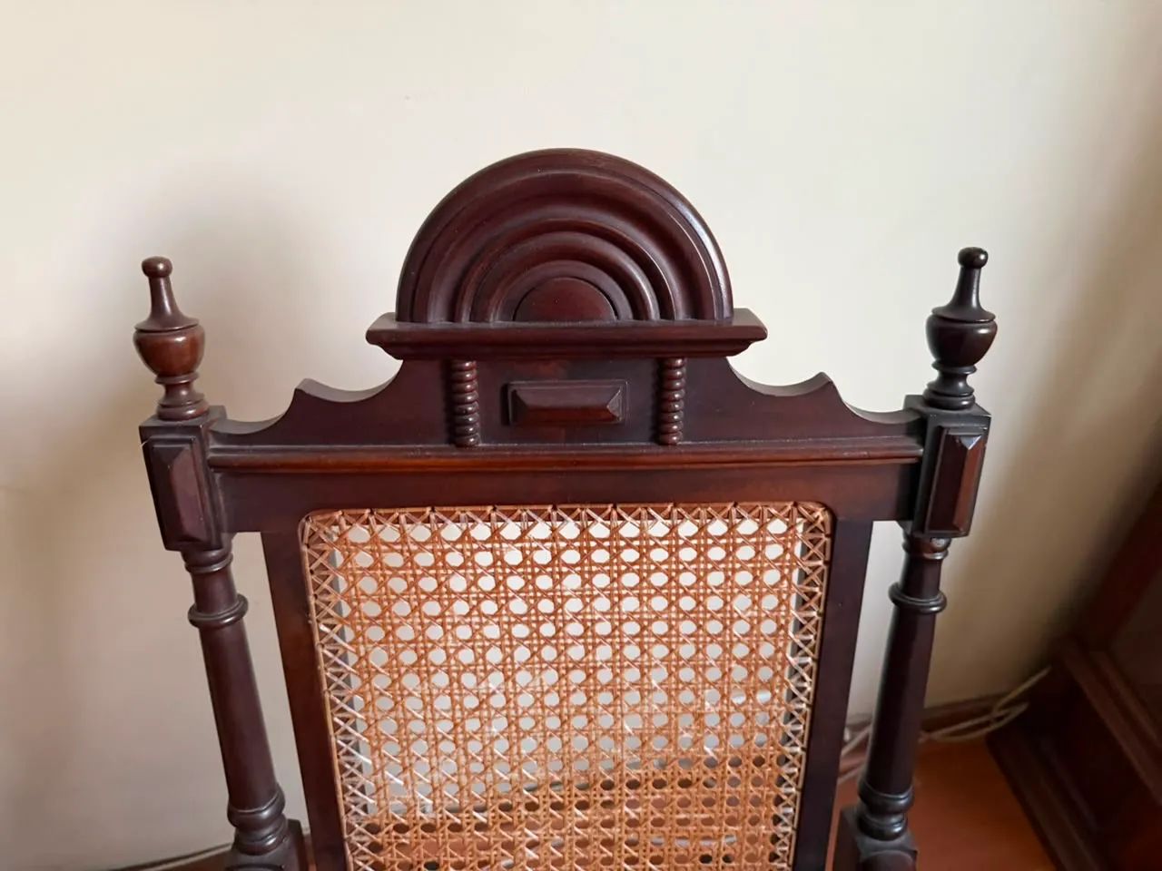 CADEIRA DE BALANÇO 