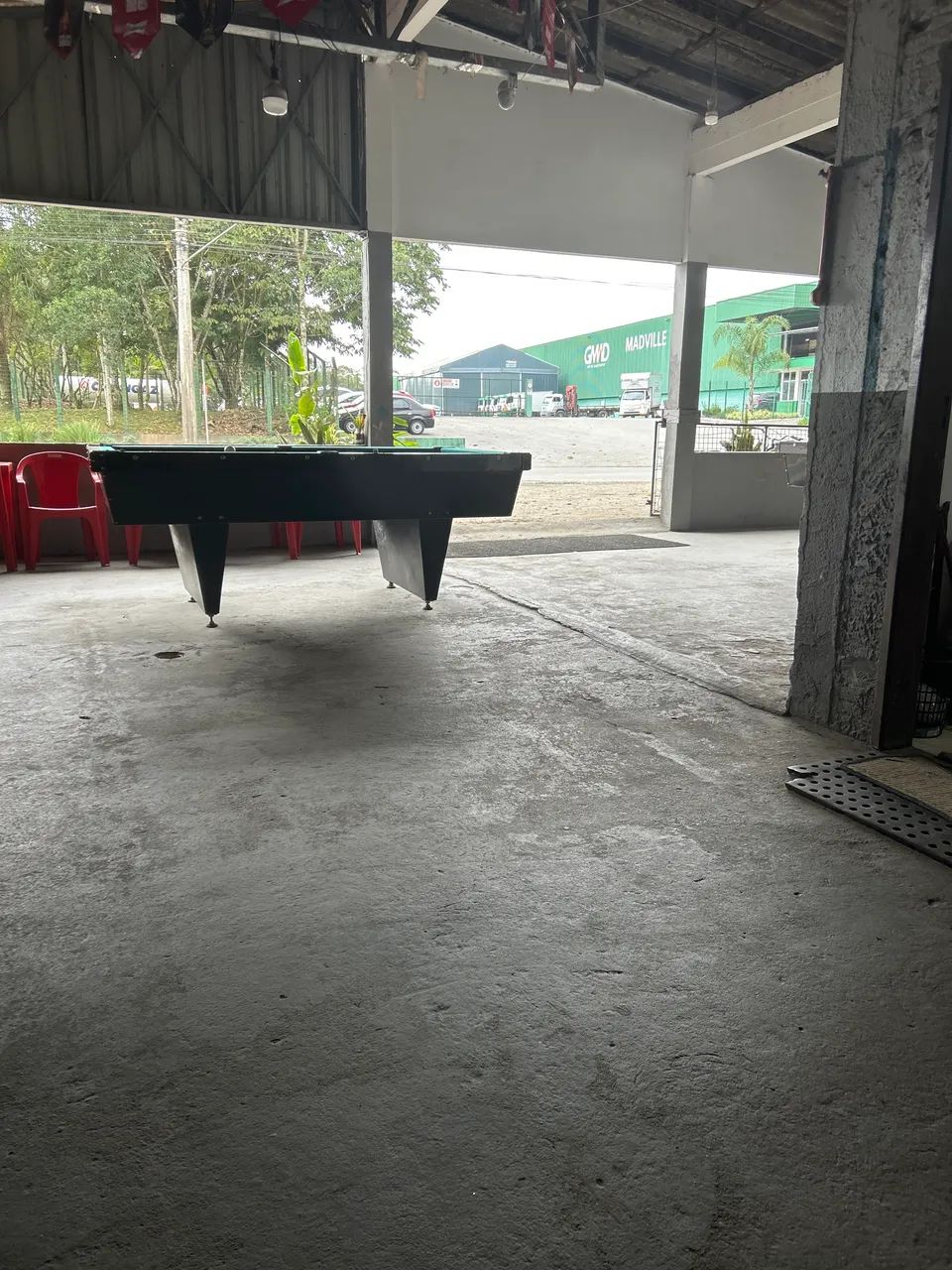 Vendo ponto comercial bar com cancha de bocha nova e moradia 