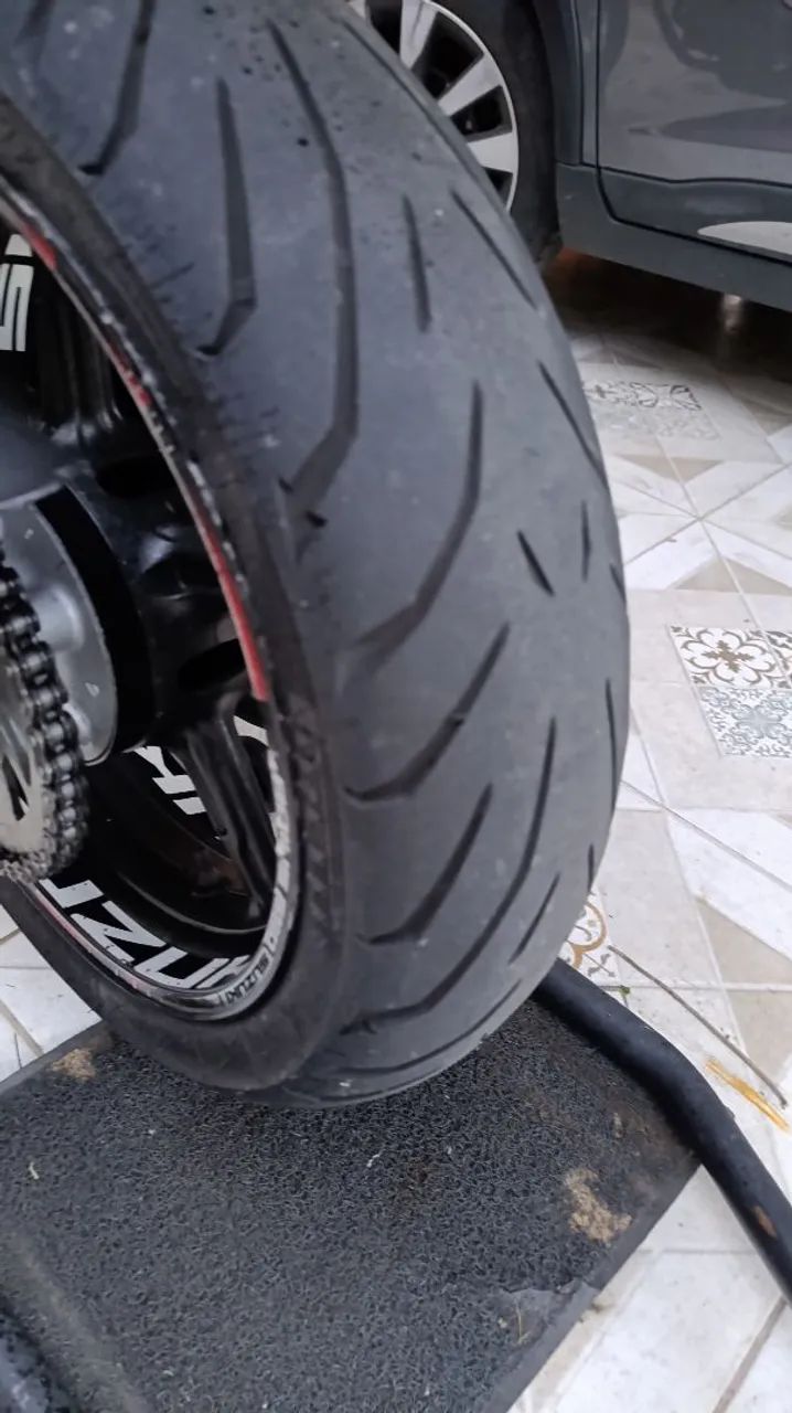 Suzuki Gladius 650 - Foto 5