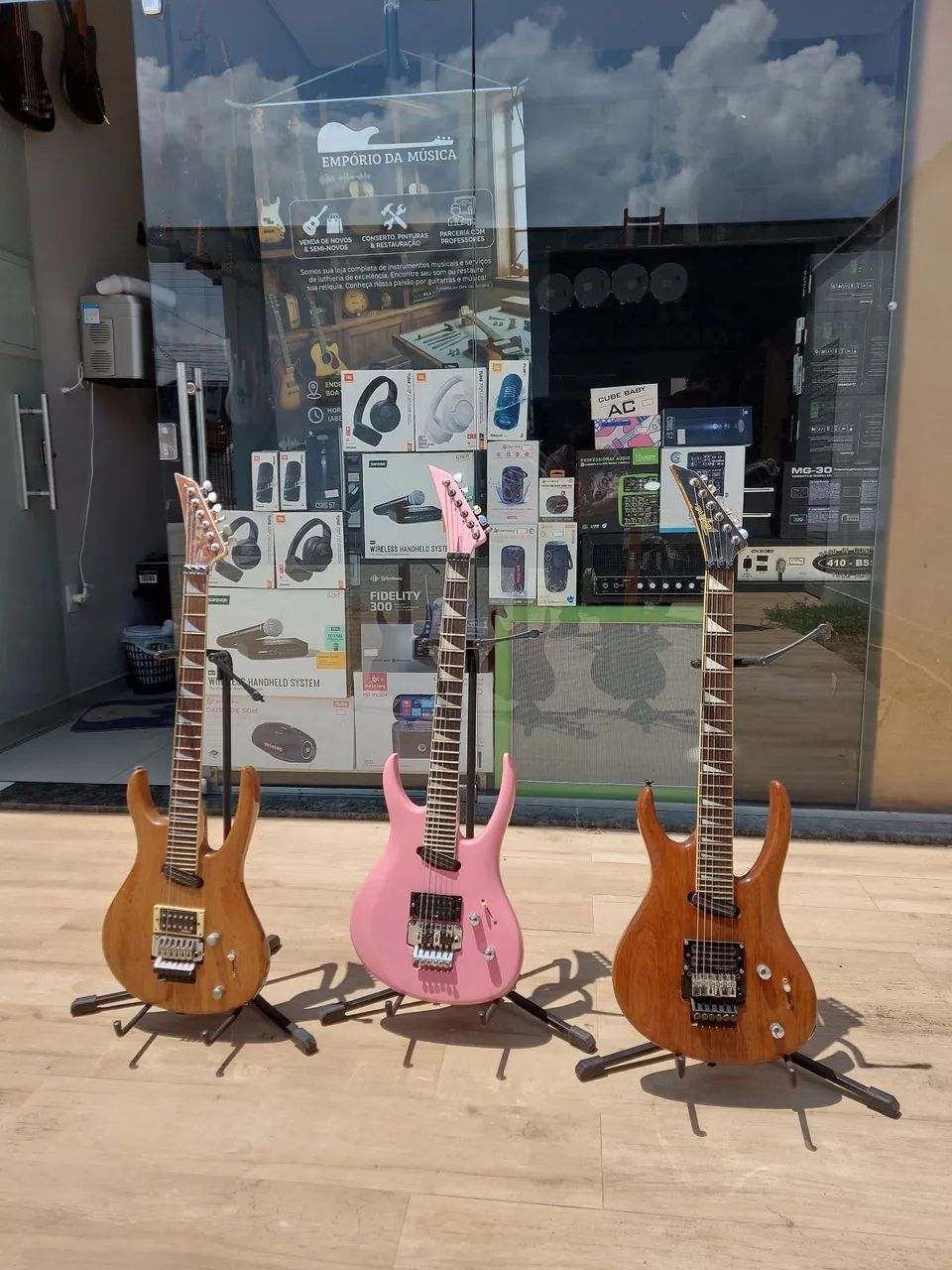 Guitarra Tagima T0 Original  - Foto 2