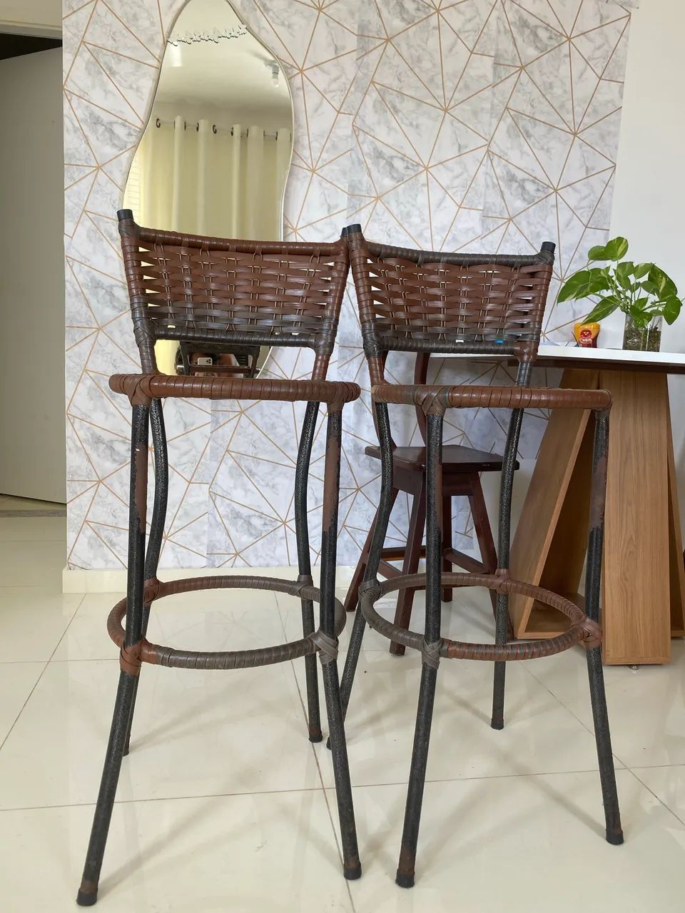 Cada banquetas por 70