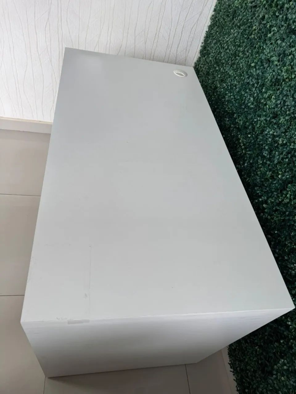 MESA DE TRABALHO BRANCA COM 3 GAVETAS (C040) - Foto 3
