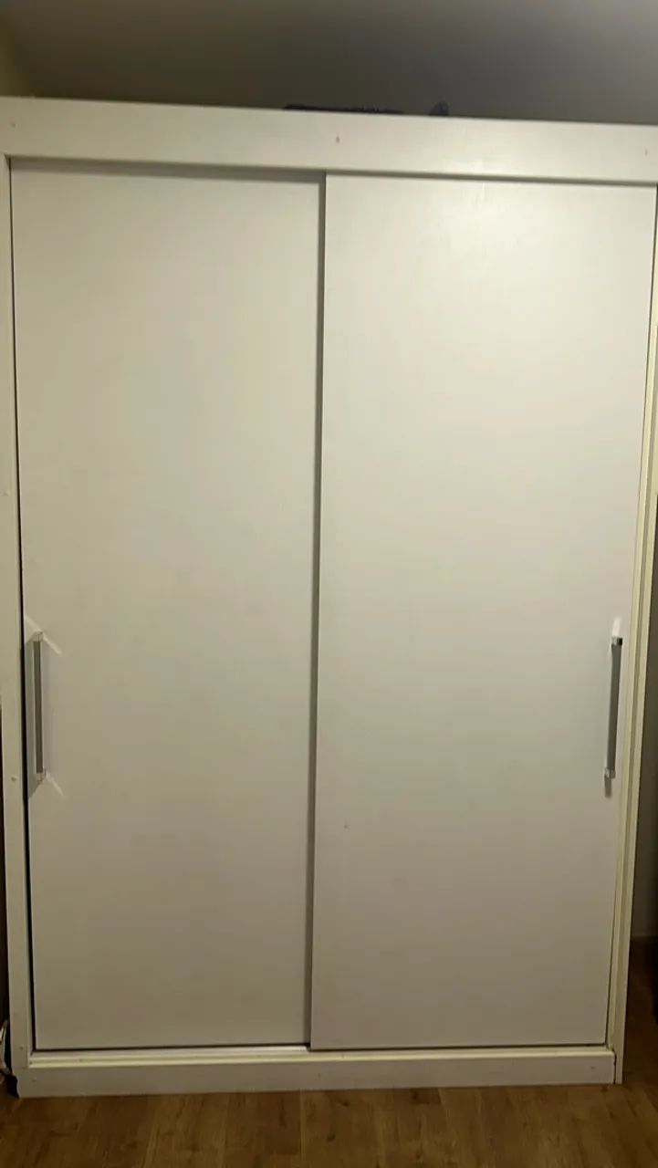 Guarda roupa de solteiro 2 portas de correr 