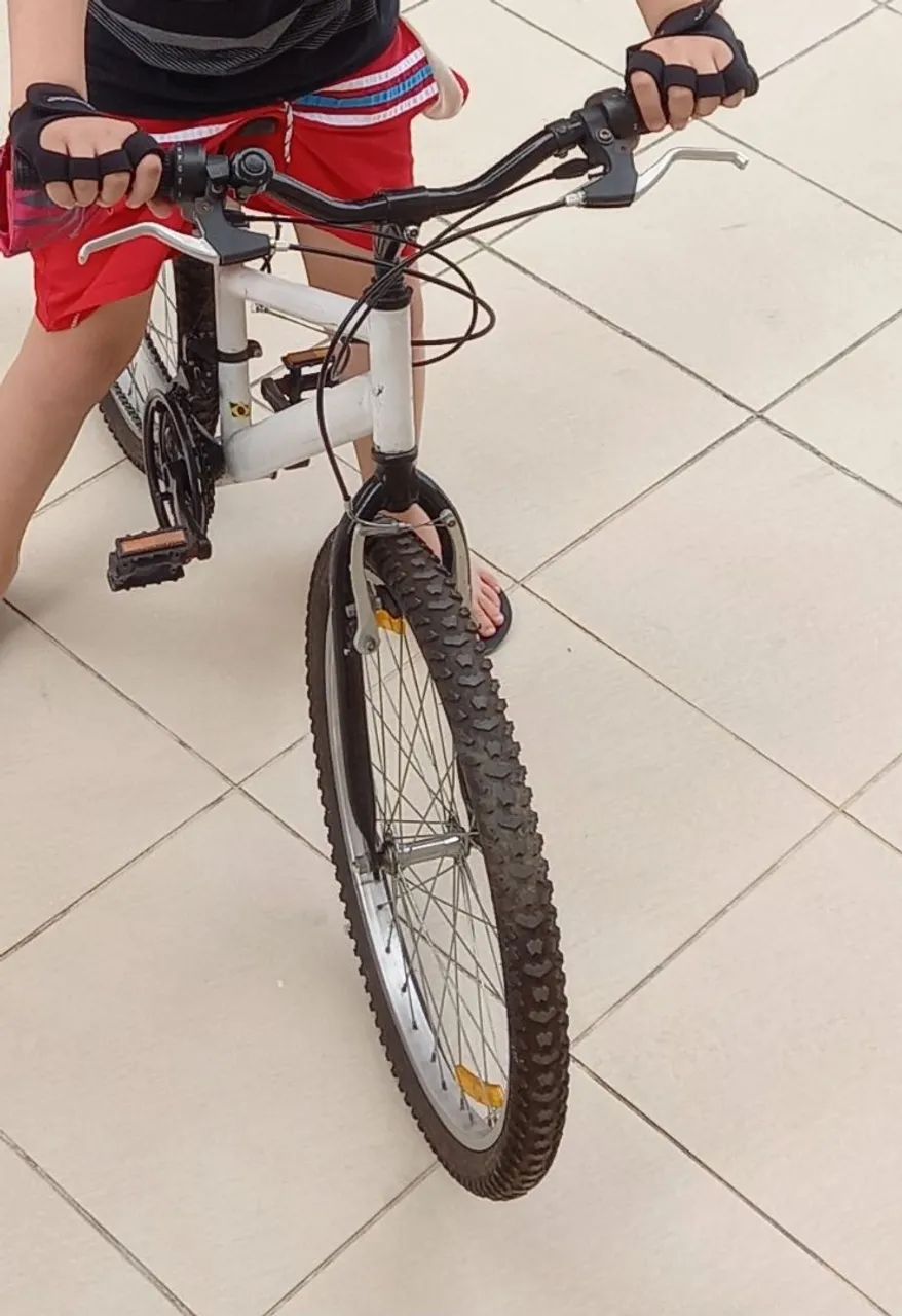 Bicicleta CALOI - aro 21 - Foto 3