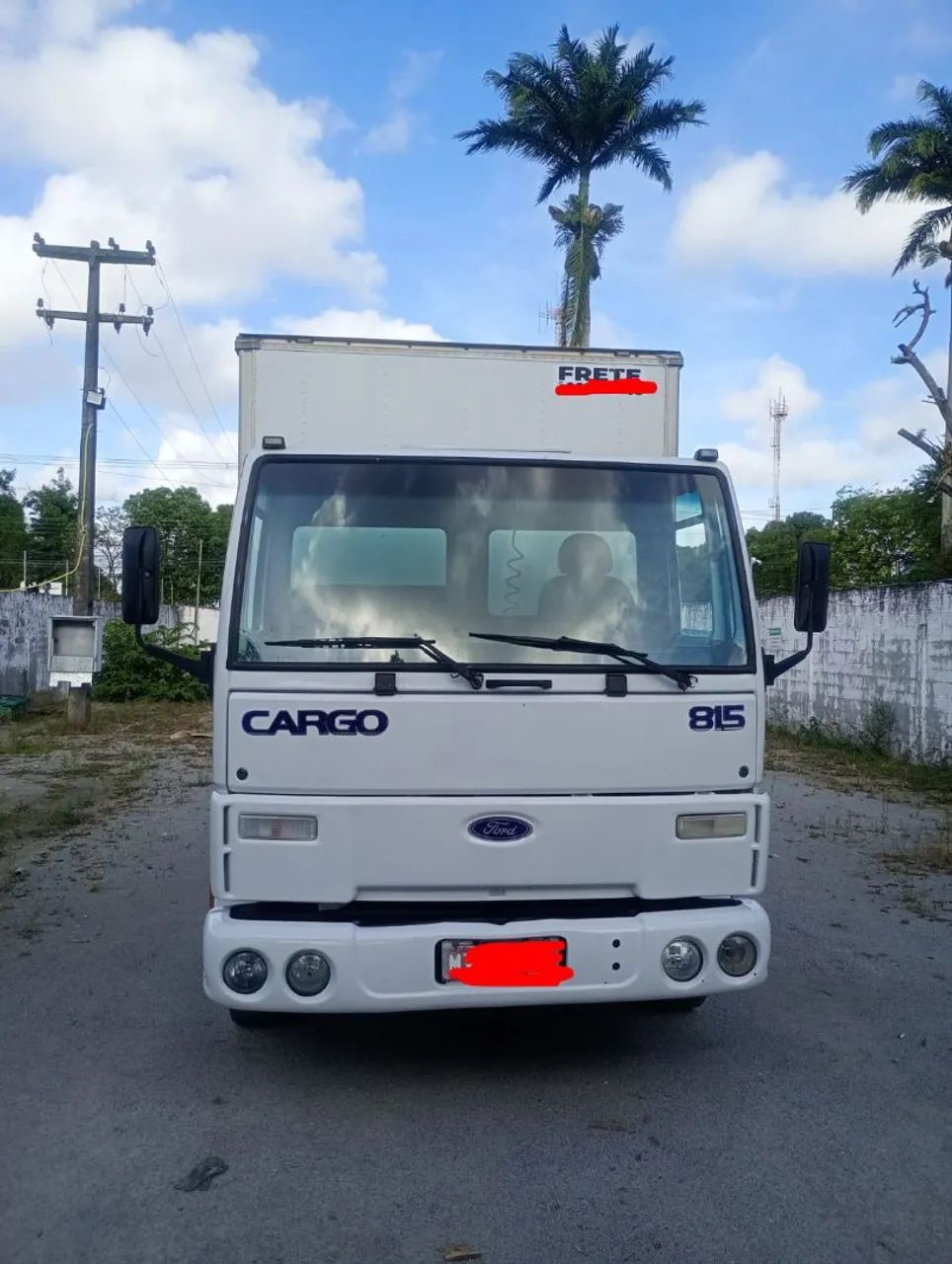 Caminhão Ford cargo 815 2004