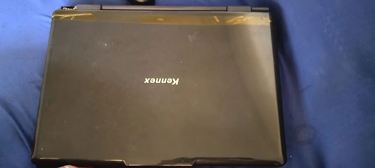 Notebook pra retirada de peça mais memória ram de 4 giga ddr 2 funcionando  - Foto 2