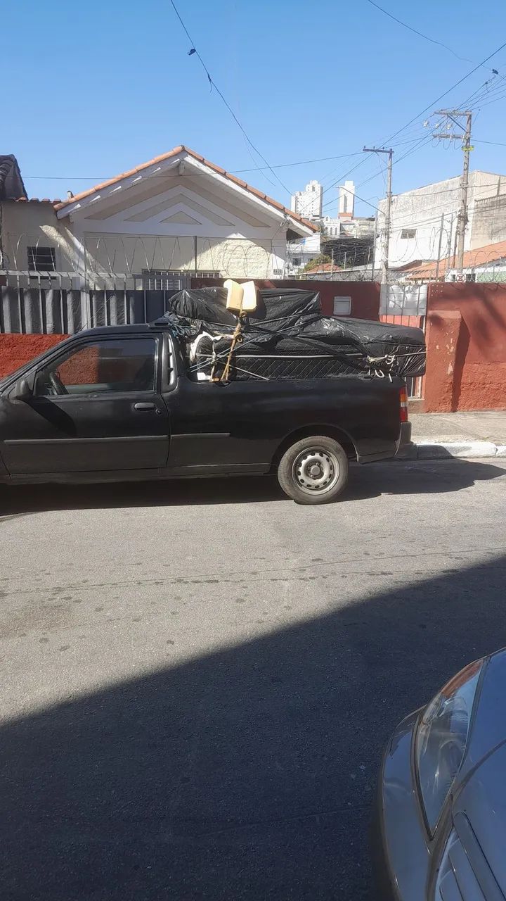 Fazemos carretos mudanças fretes,