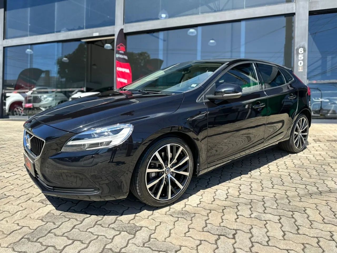 Volvo V40 2.0 Aut. 2019 - Foto 2