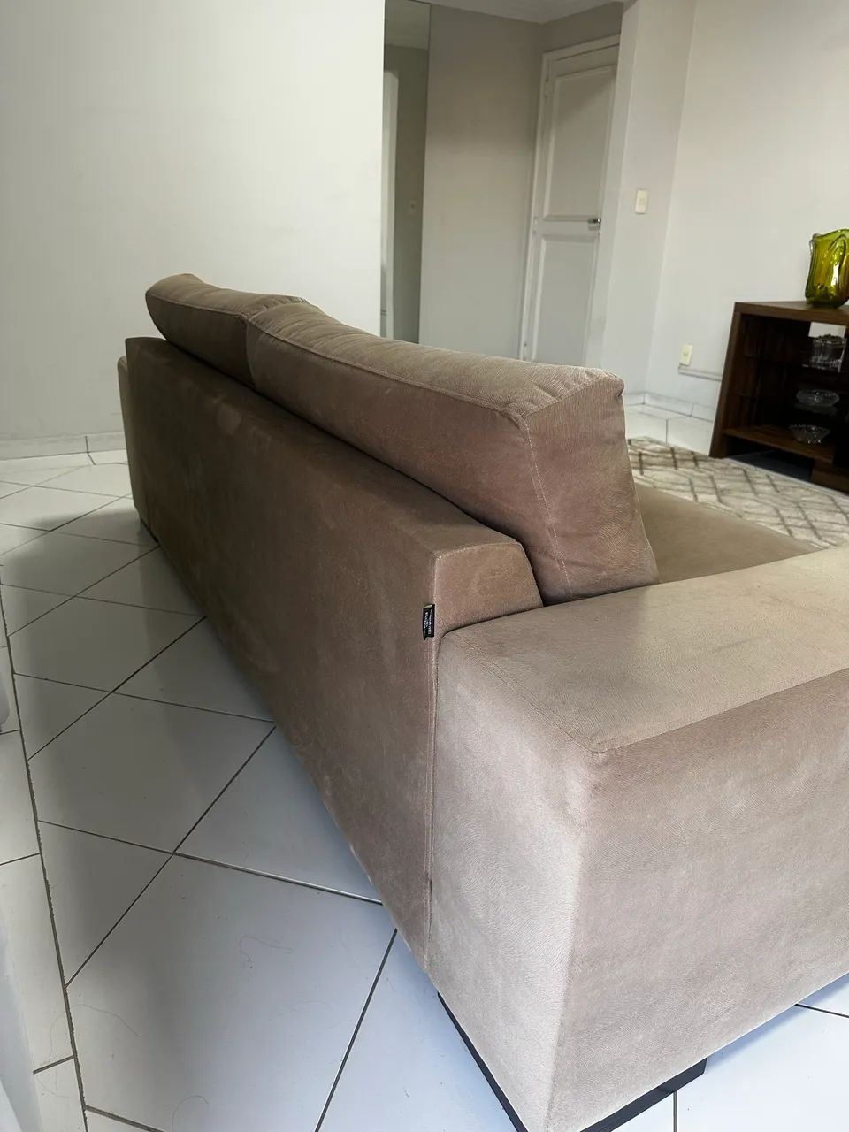 Sofá 4 Lugares 2,40m Bege/Caramelo  - Foto 3
