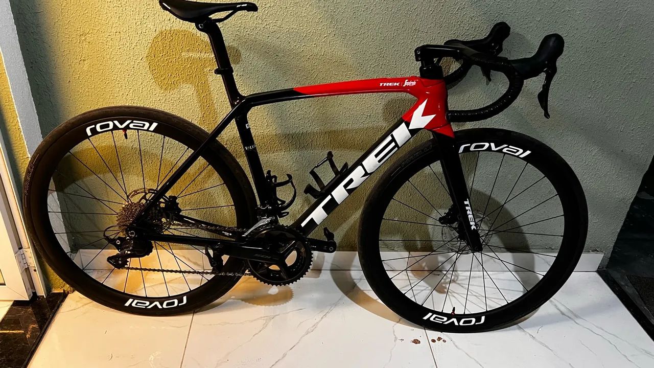 SPEED TREK EMONDA 2023 carbono