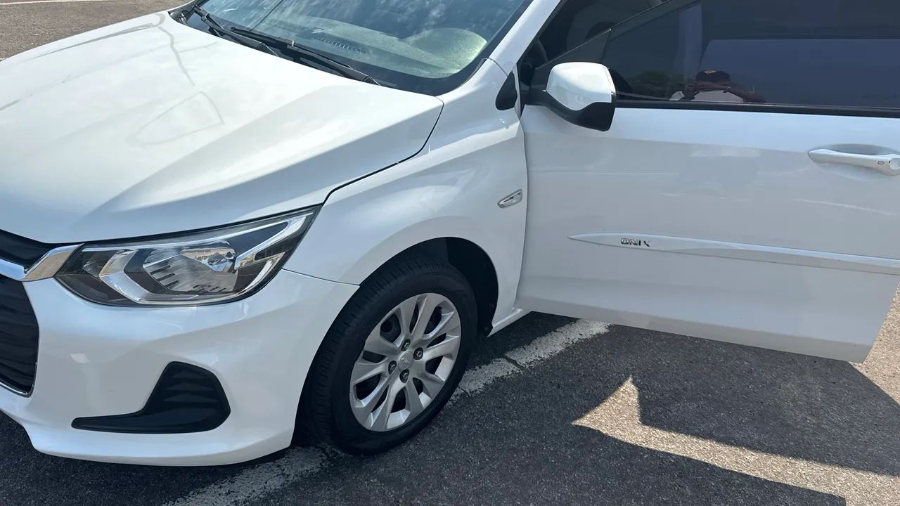 Chevrolet Onix Plus LT 1.0 12V Flex Mec. 4P 2022 - Foto 5