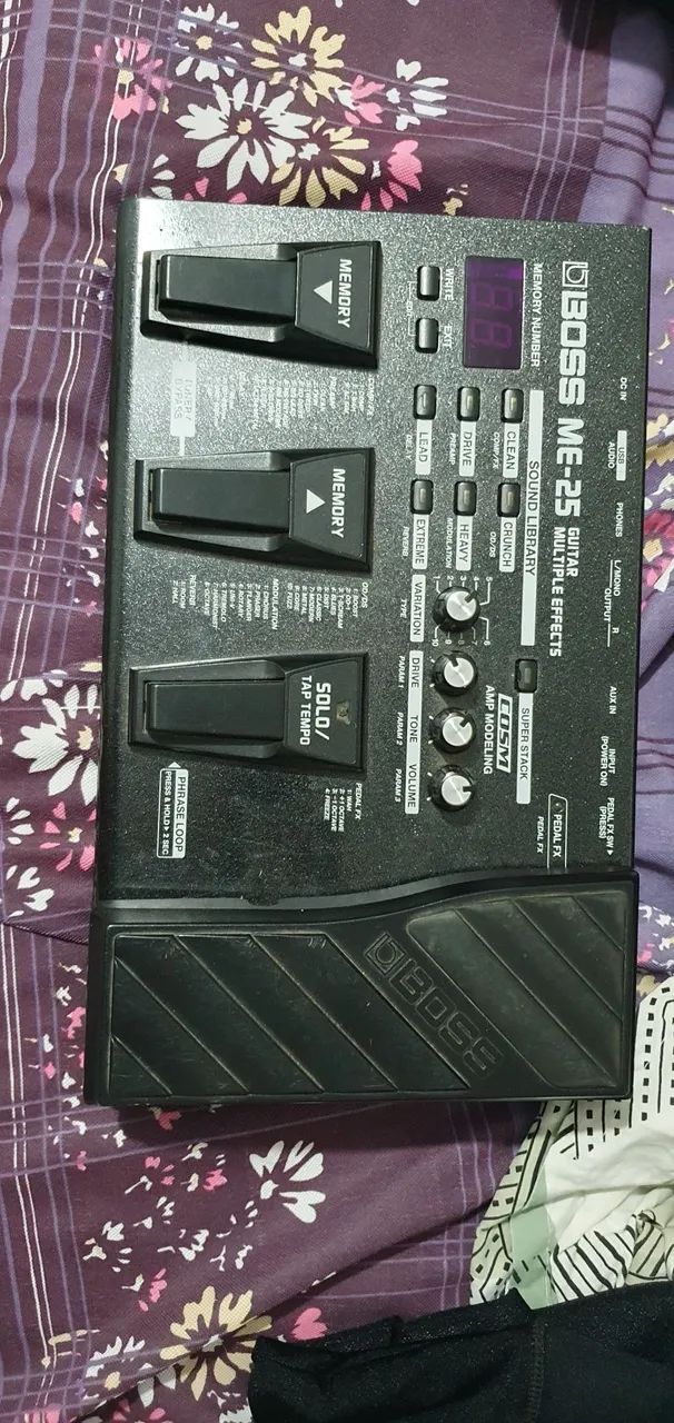 Boss me-25