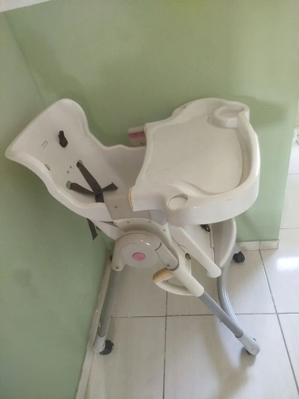 Cadeira de alimentação bebê  - Foto 4