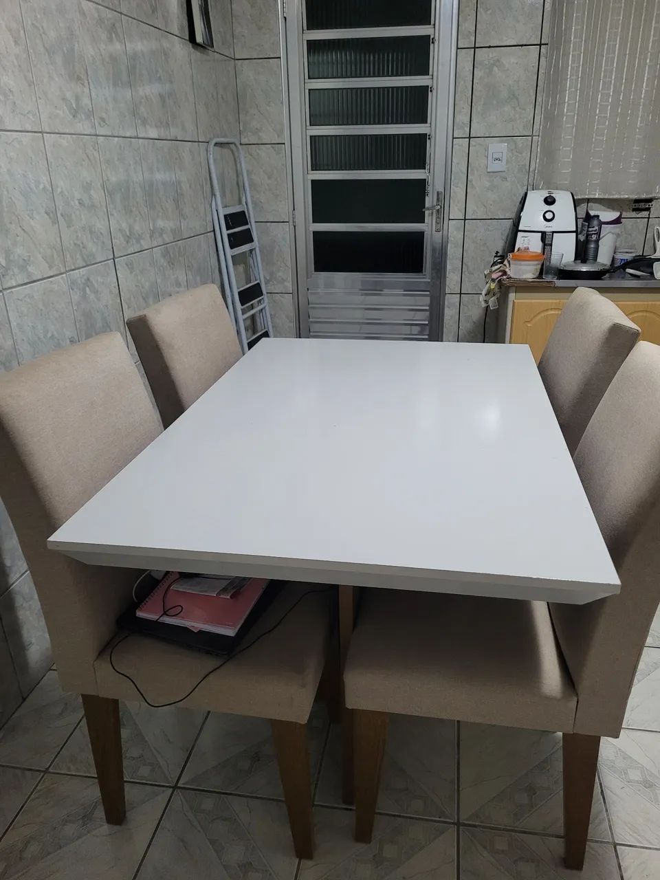 Vende-se Armário modulado e mesa - Foto 4