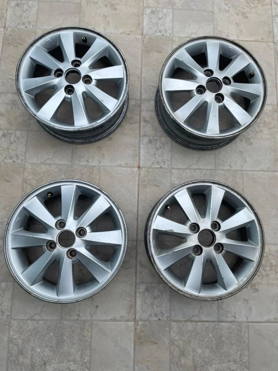Rodas Originais HB20 aro 14 - Foto 2