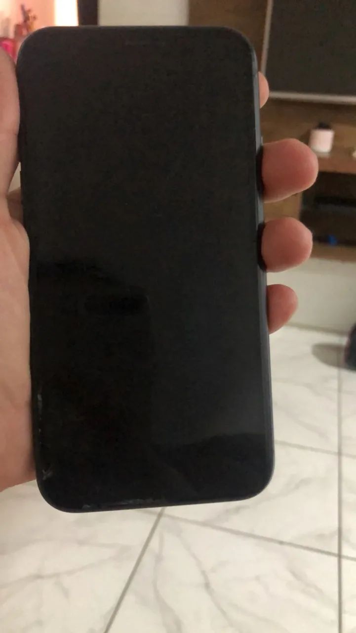 Celular iPhone 11 