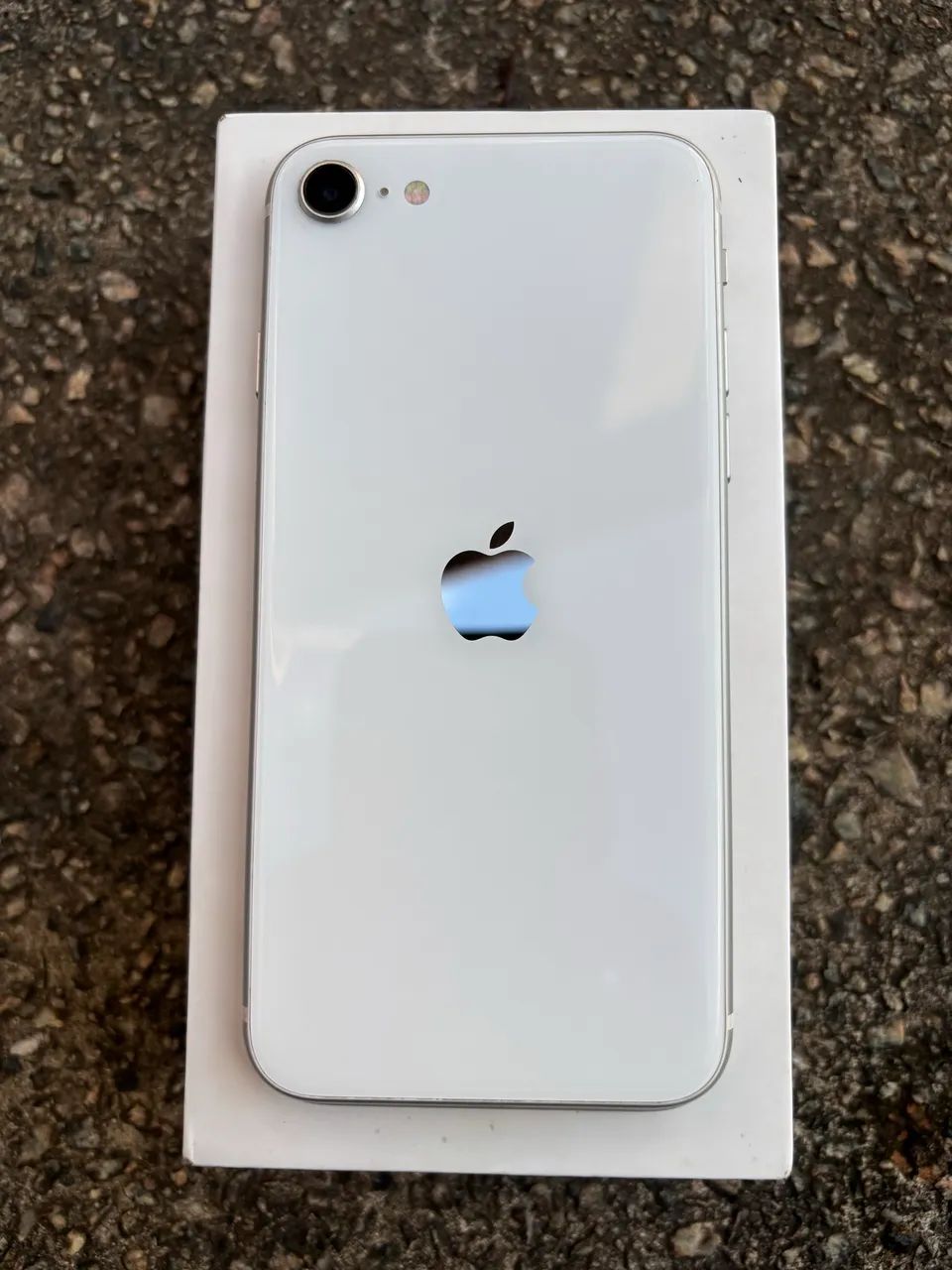 Iphone SE 128 GB | Mesmo processador do iphone 11 | Excelente estado - Foto 2