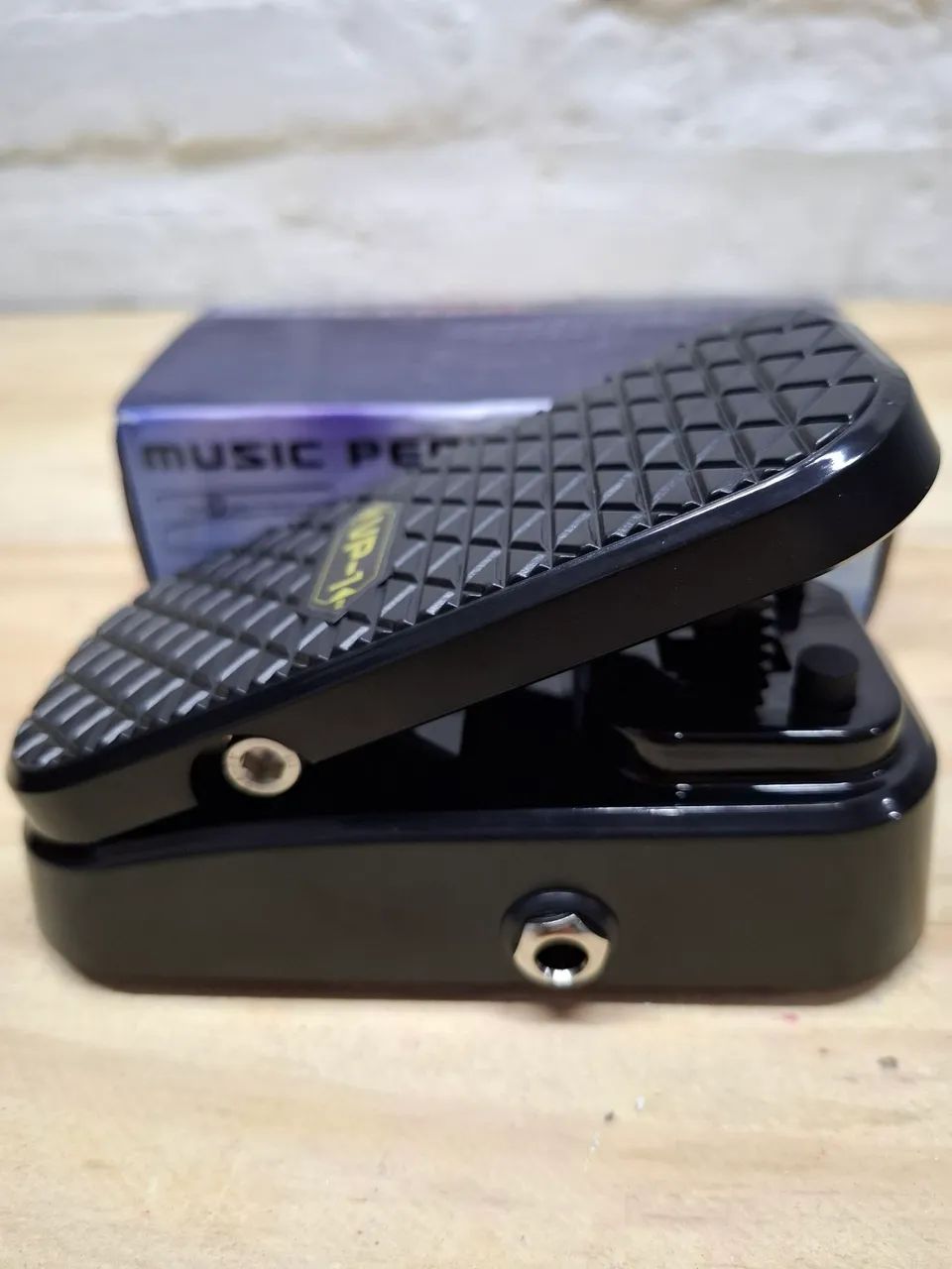 Pedal de expressão VP1