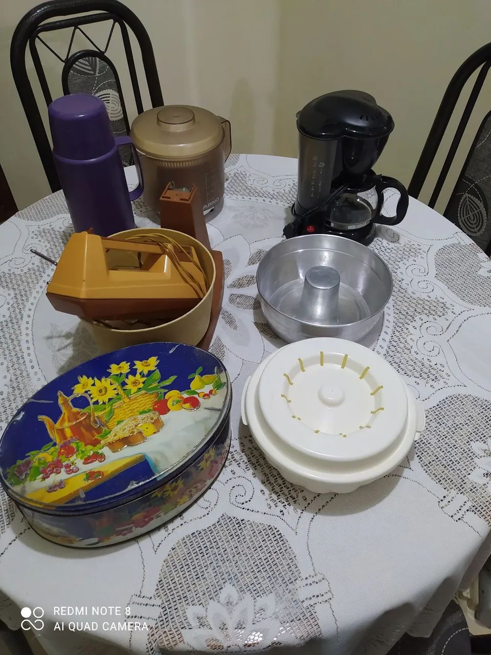 Vendo Batedeira e diversas utilidades  - Foto 2