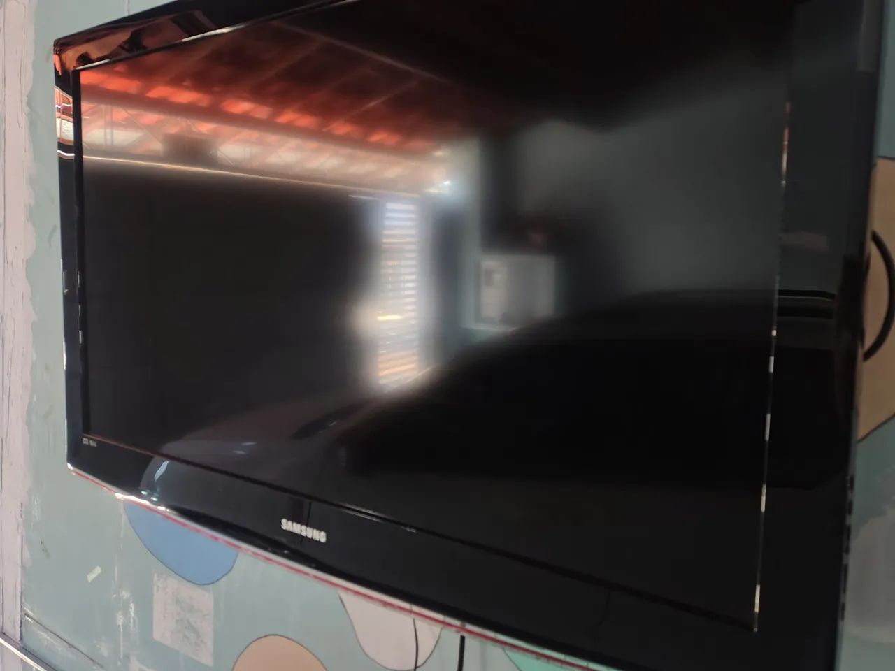 Vendo tv Samsung 40 polegadas, não é smart