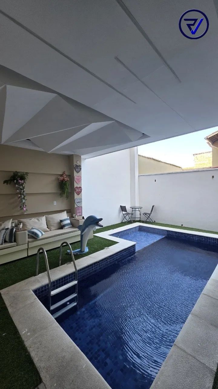 Excelente triplex à venda no Passaré