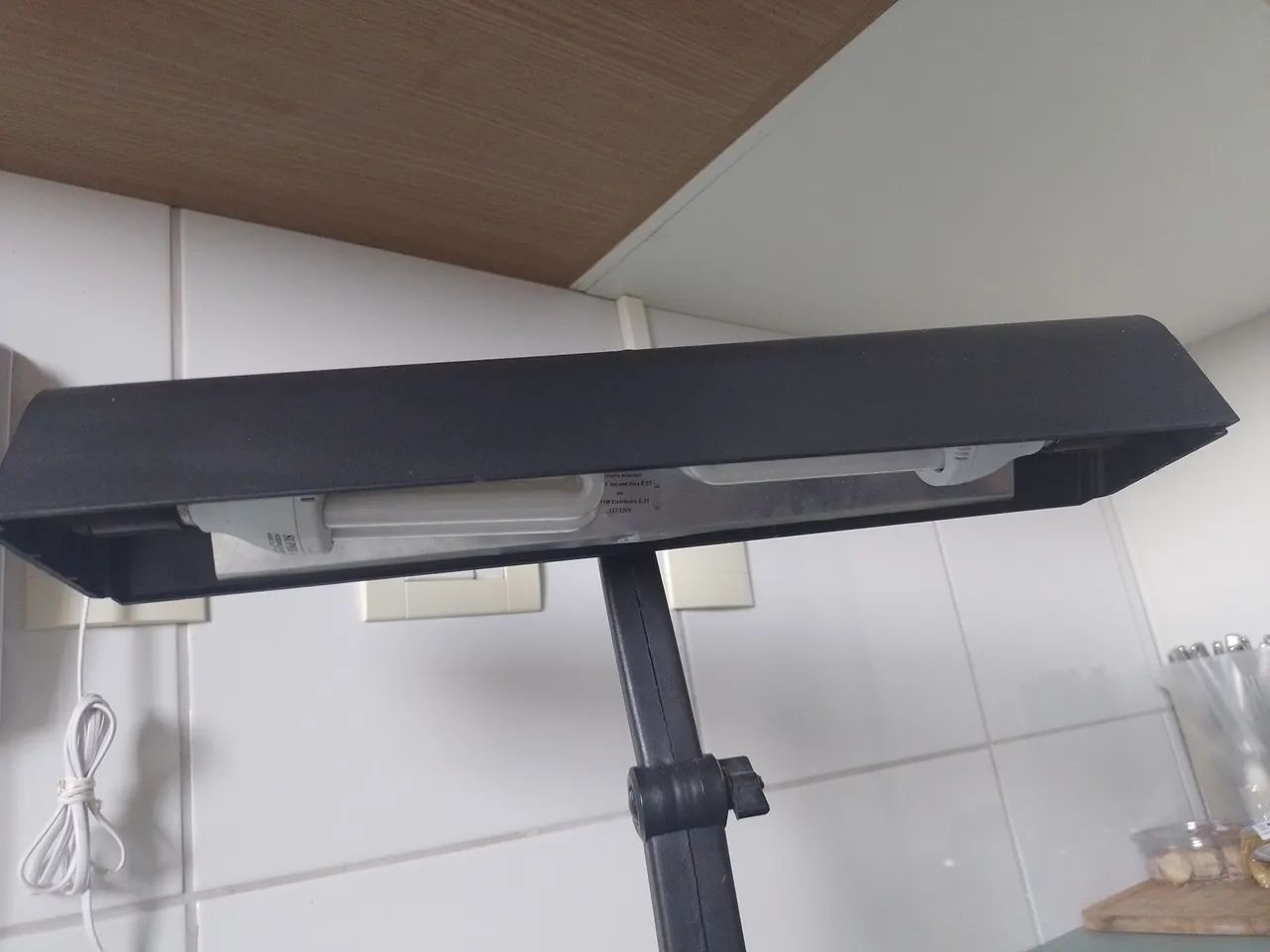Luminária De Mesa Articulada - Foto 3