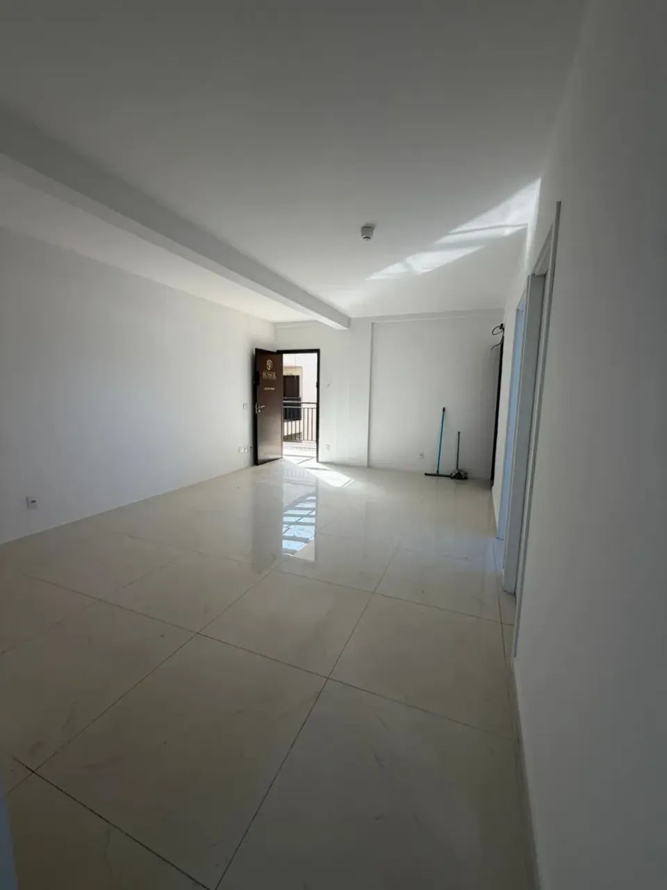 Sala comercial de 80 m² para locação na Granja Viana - Foto 2