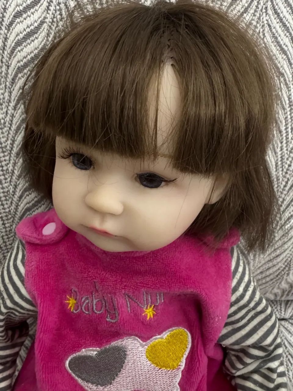 Bebê reborn corpo de tecido, braços e pernas de silicone  - Foto 4