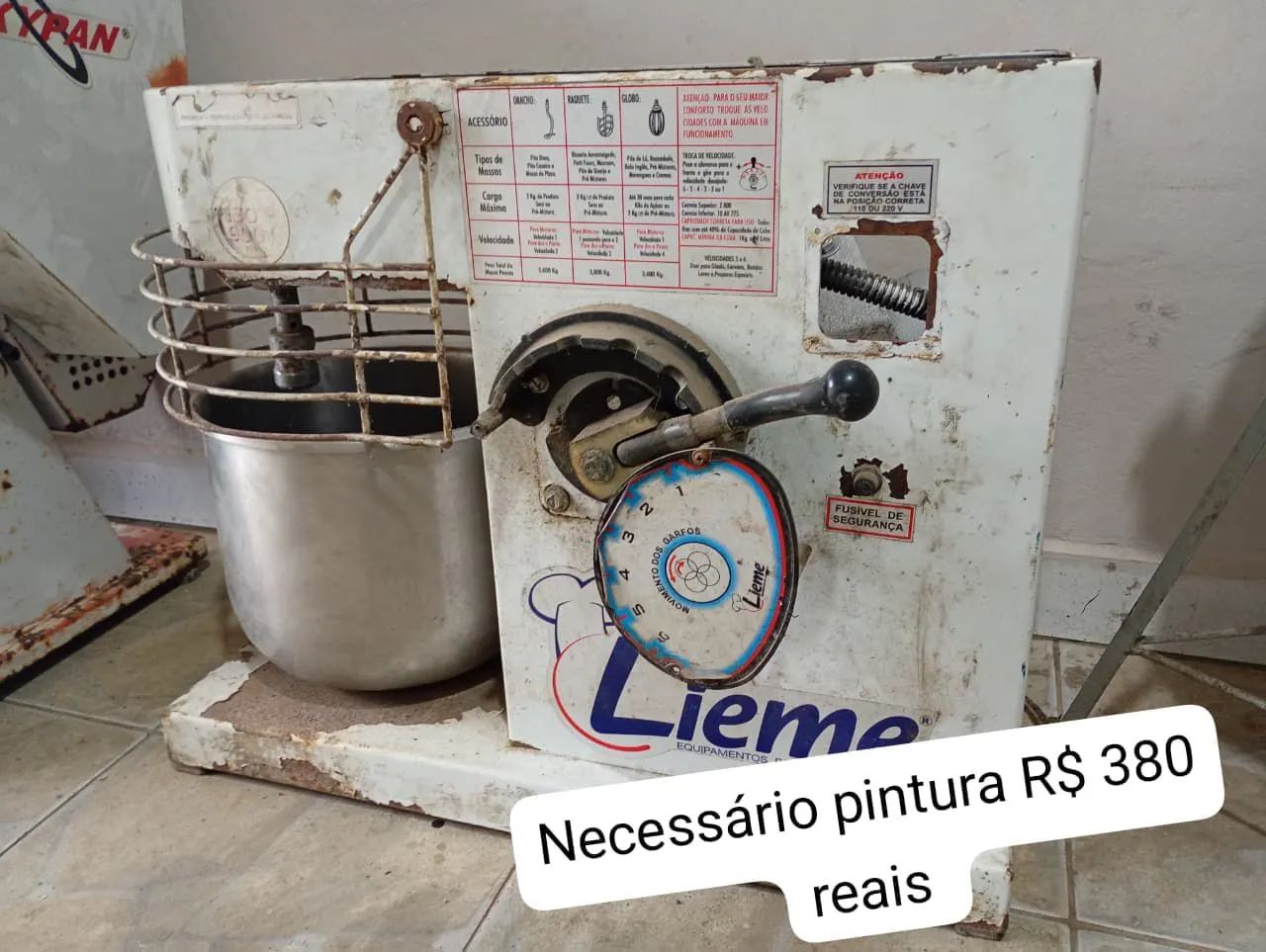 Batedeira industrial 12 litros usada - Blumenau SC  - Foto 2