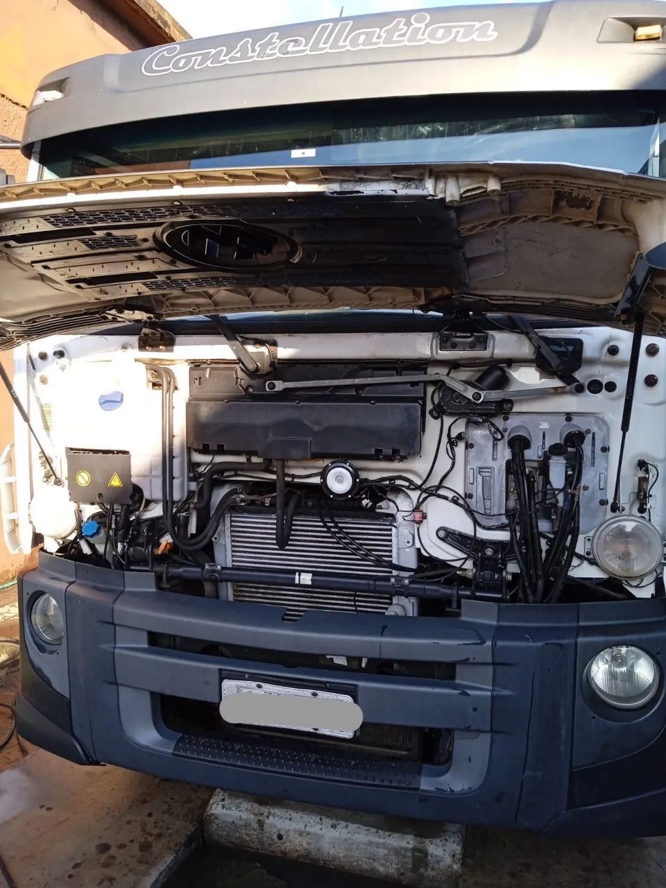 Vw. 24 280.  Consteletion no chassi ano 2014.    - Foto 2