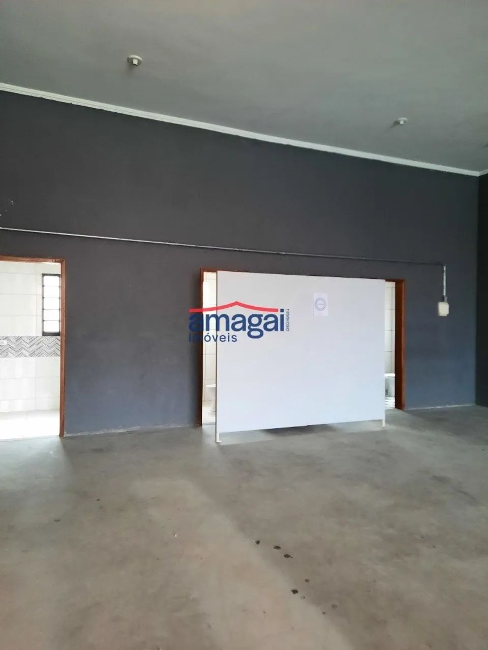 Galpão c/ 155m2 c/ 03 salas Comerciais no Piso Superior - Foto 4