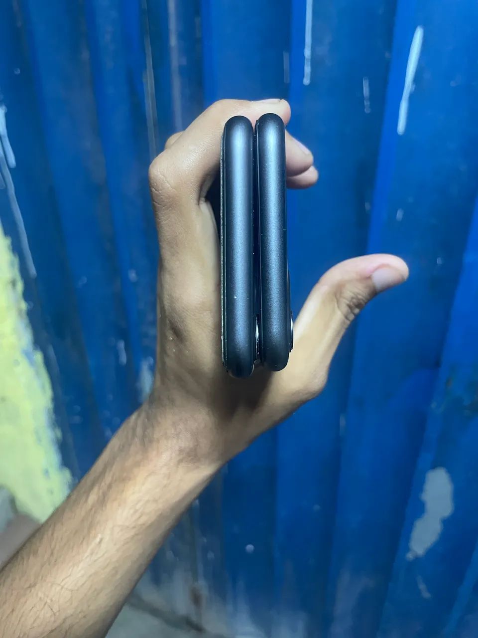 2 iPhones pra retirada de peças ou pra consertar 