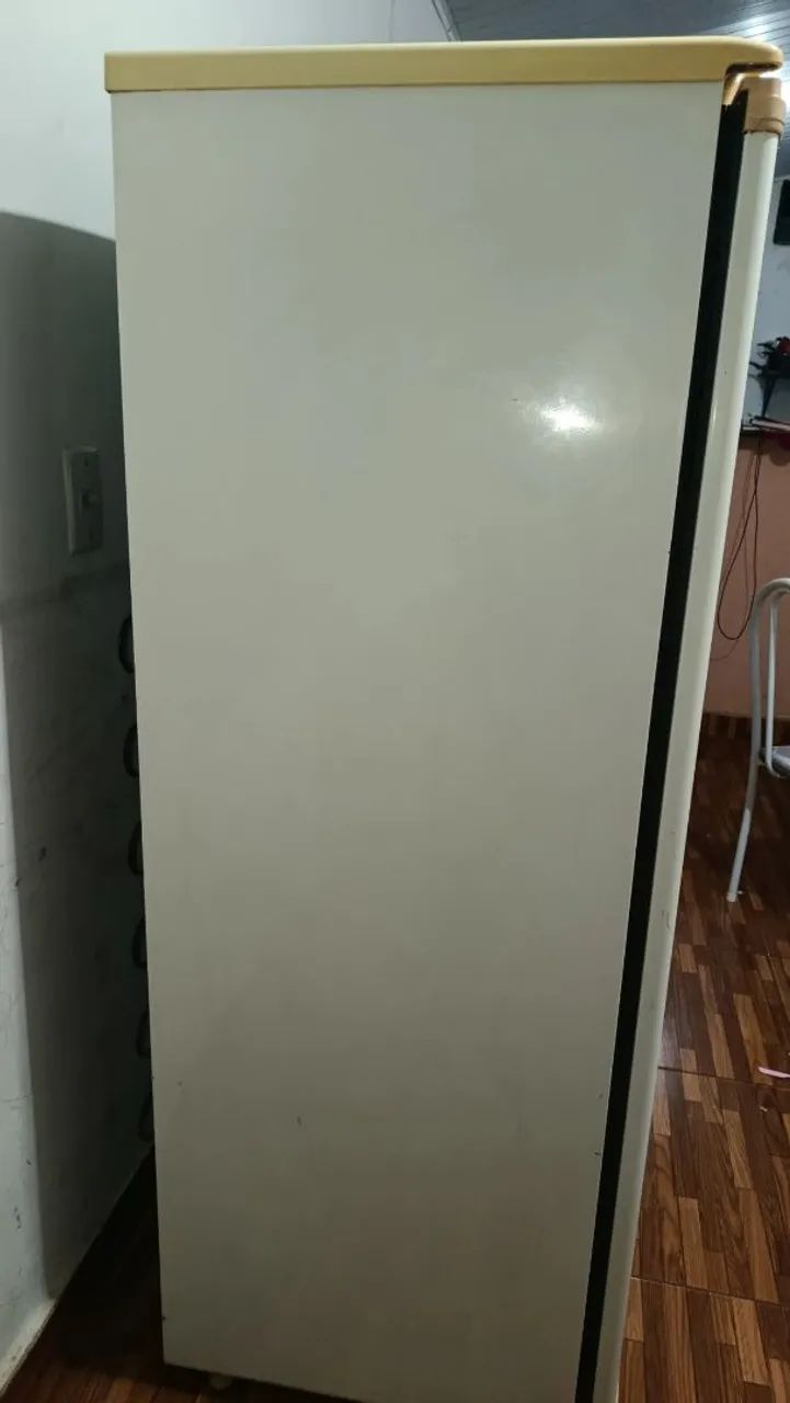 Vendo geladeira  - Foto 2