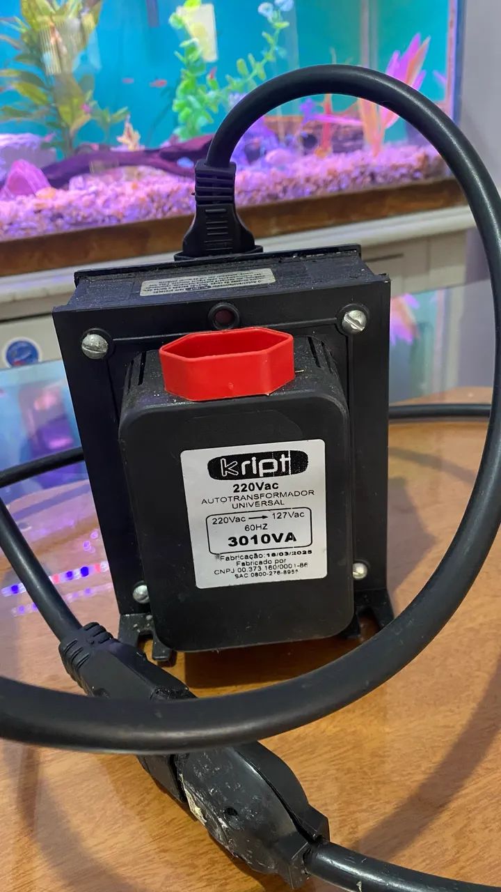 transformador universal da marca Kript com capacidade de 3010VA. - Foto 3