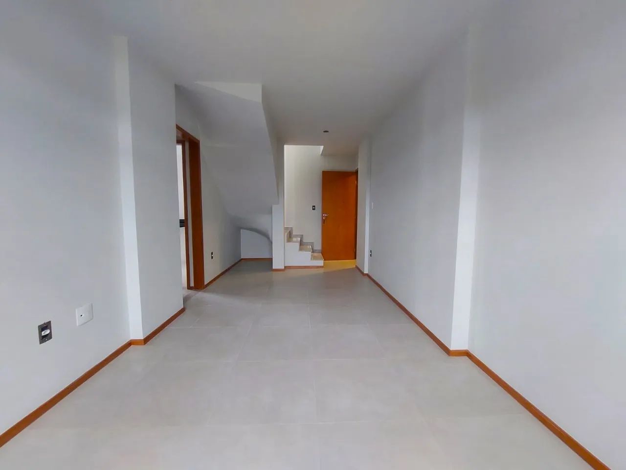 Cobertura duplex com 03 quartos, com suíte, garagem e elevador no Morro da Glória - Foto 3