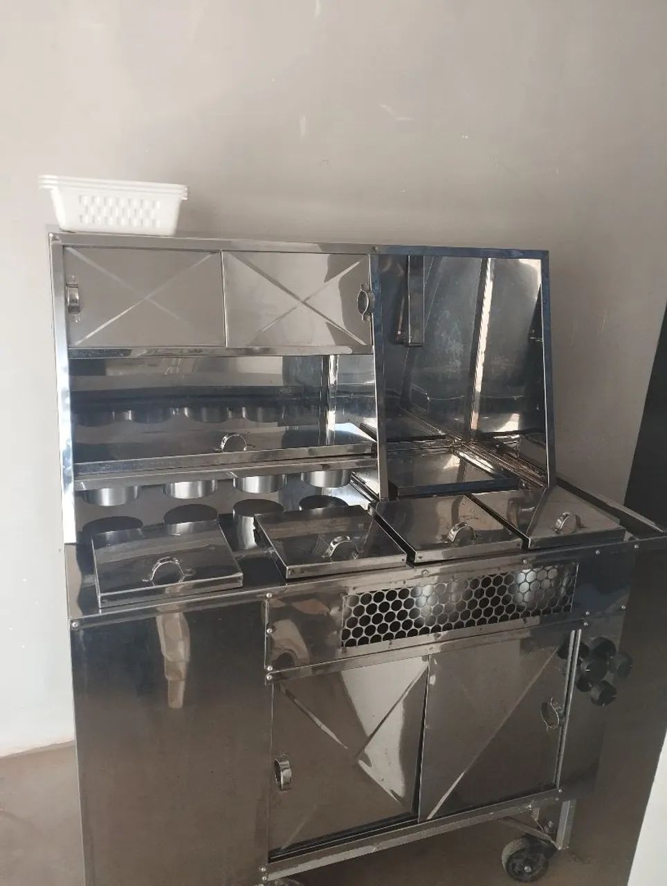 Carrinho de cachorro quente ( venda e entrega diretamente com o vendedor) - Foto 3